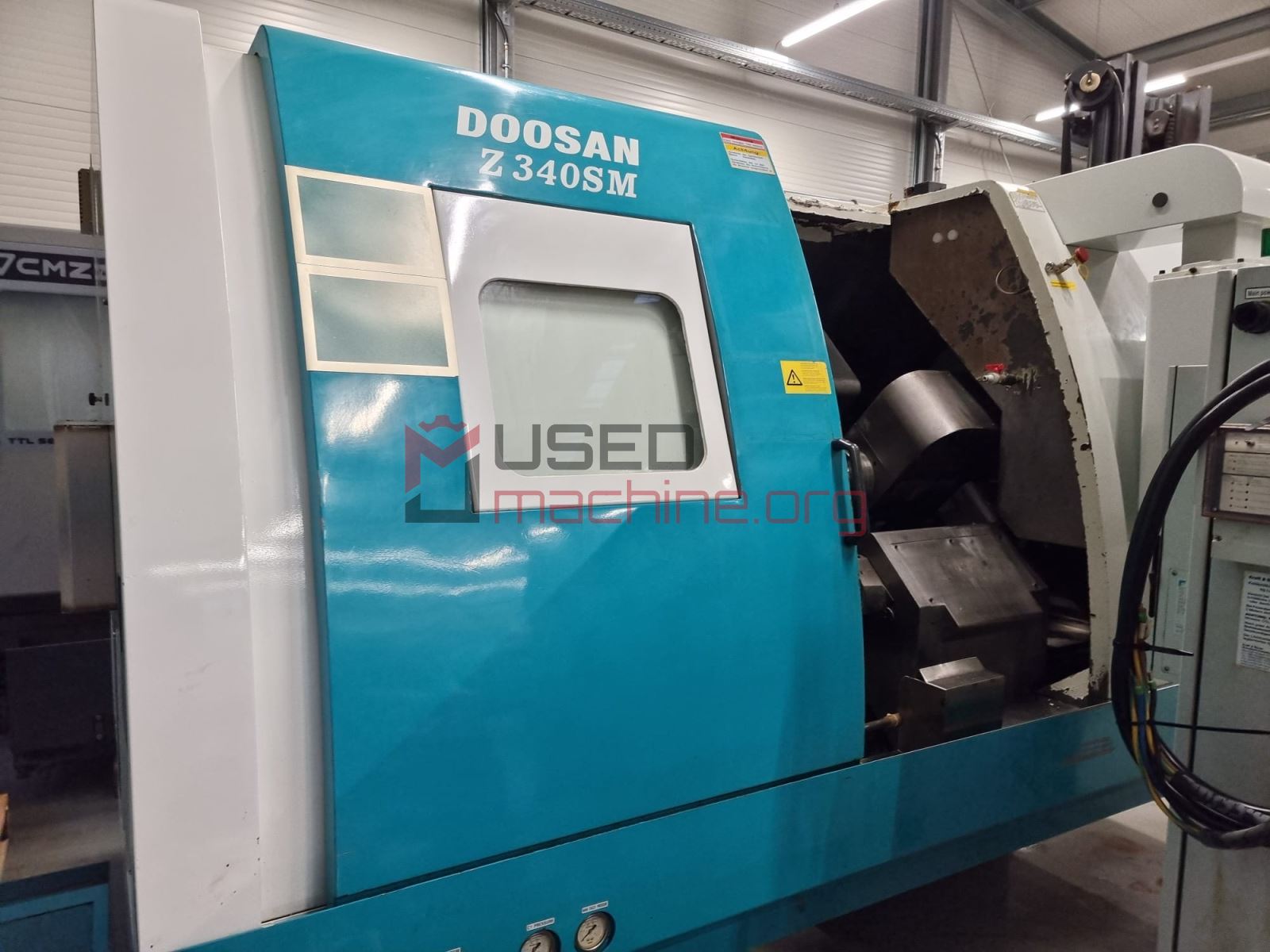 CNC Lathe and Machining Centers DOOSAN Z340 SM