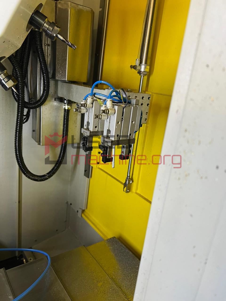 Cnc Tapping Center DETA Cnc