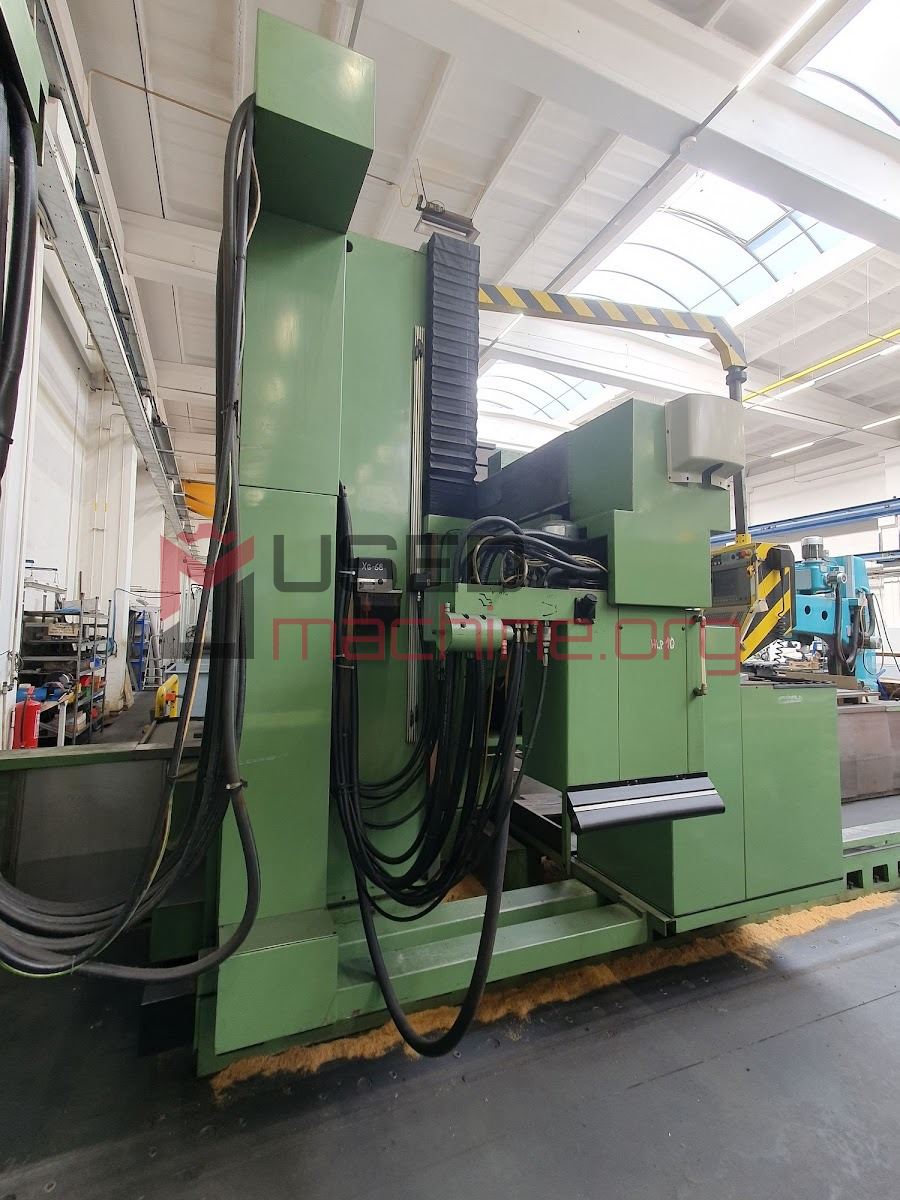CS 105 - Milling Machines - table