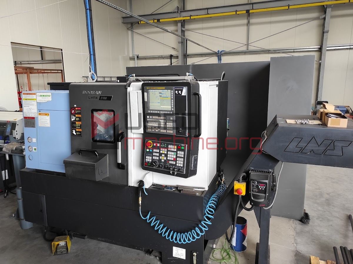 LYNX 2100 B / CNC Lathes