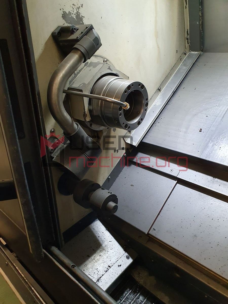 LYNX 2100A + ROBOTEC APC7 CNC lathe