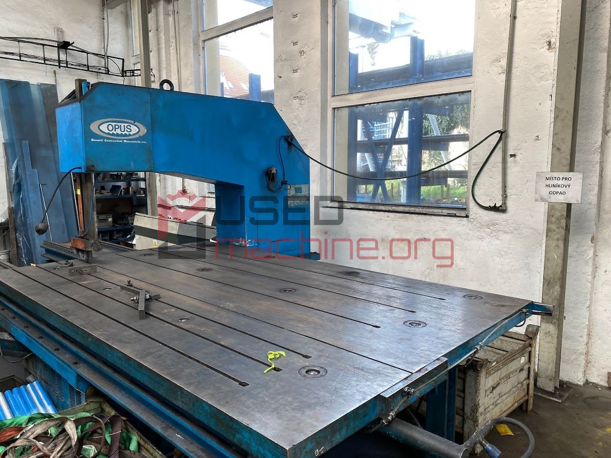 OPUS 1250 TM saw