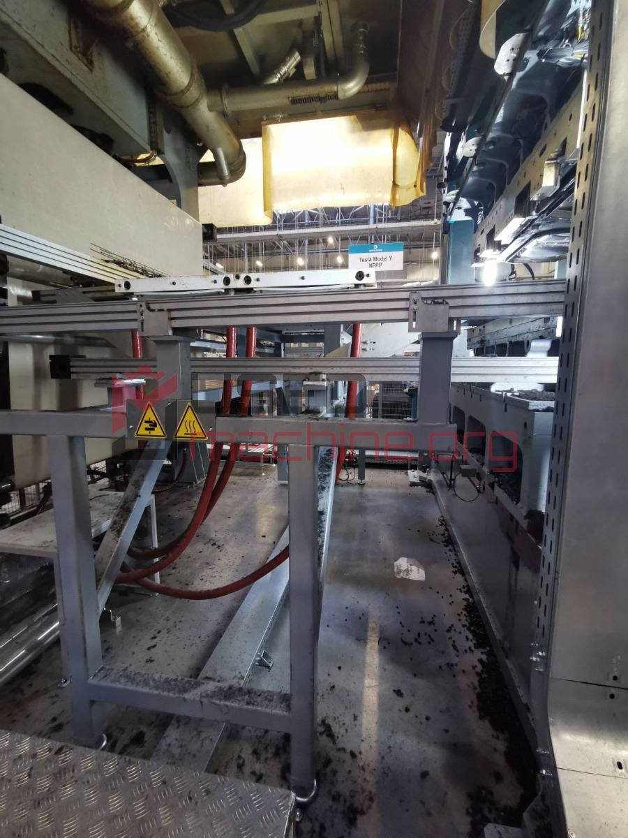 Persico NFPP - 300 ton cold forming press + 180 ton hot press