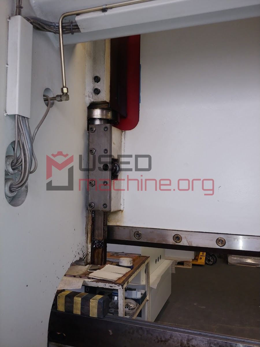 PR 6 Press brakes CNC
