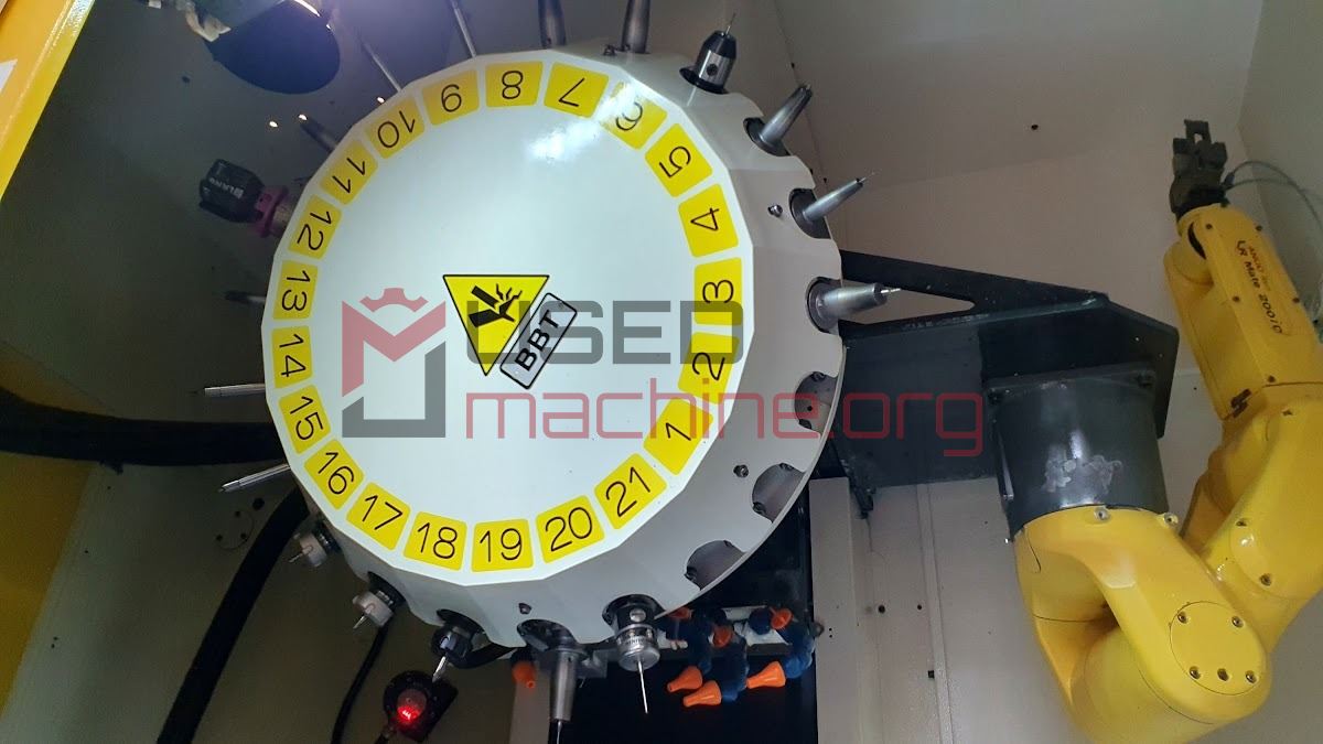 ROBODRILL ALFA D21LiB5 + robot FANUC LR Mate 200iD / machining centres vertical