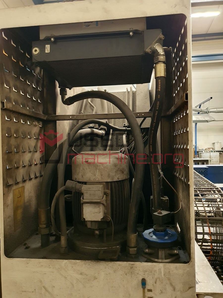 TRUMATIC 3000 R - Stamping and punching machine