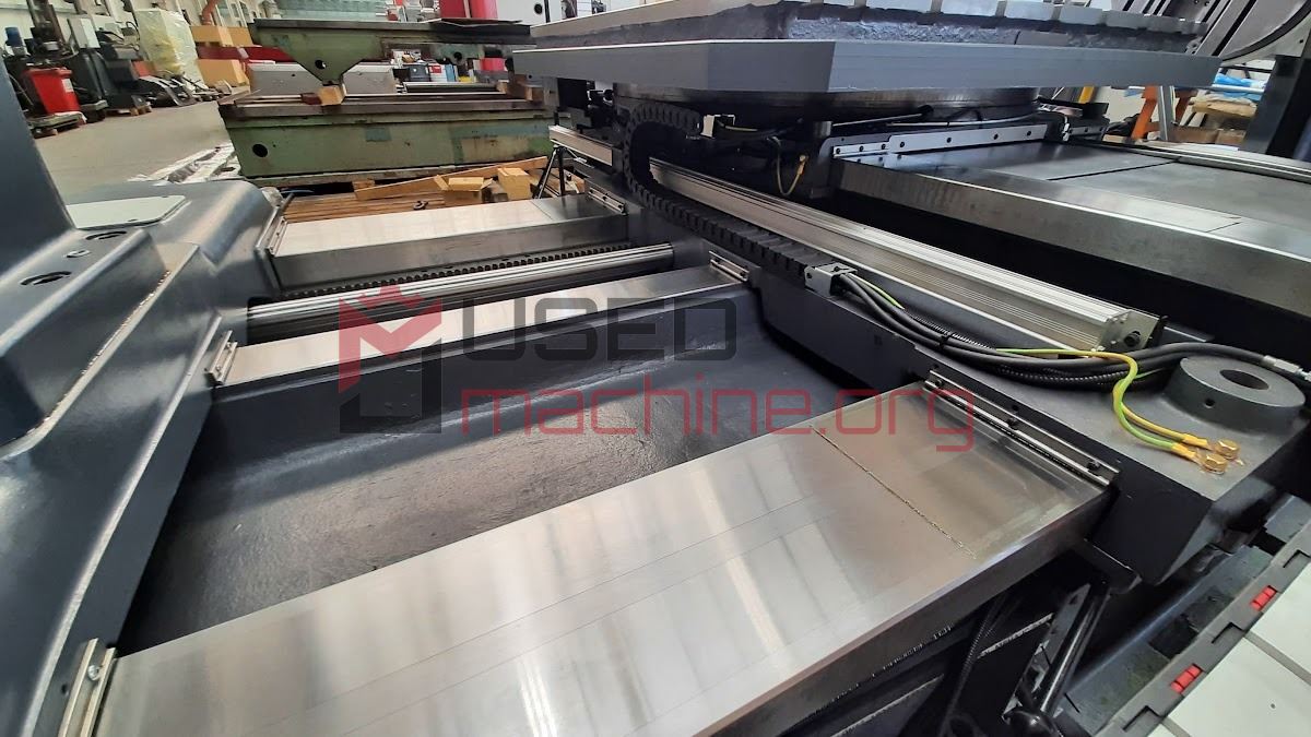 W 100 A - Horizontal Boring Machine, Table Type