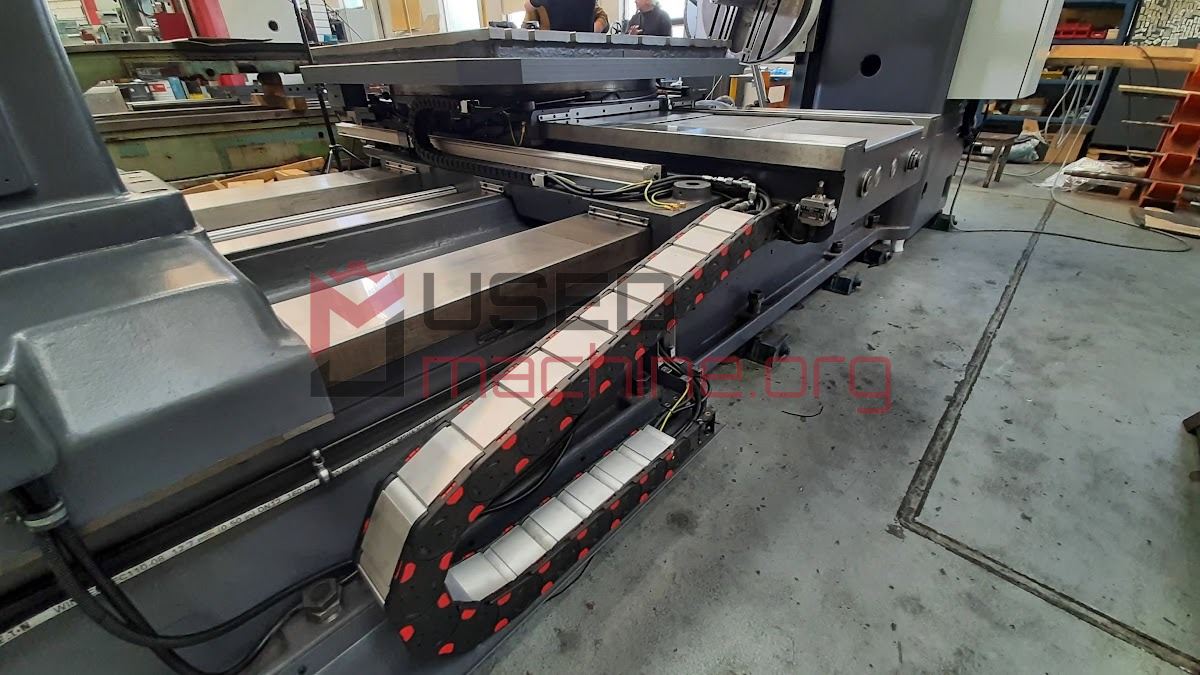 W 100 A - Horizontal Boring Machine, Table Type