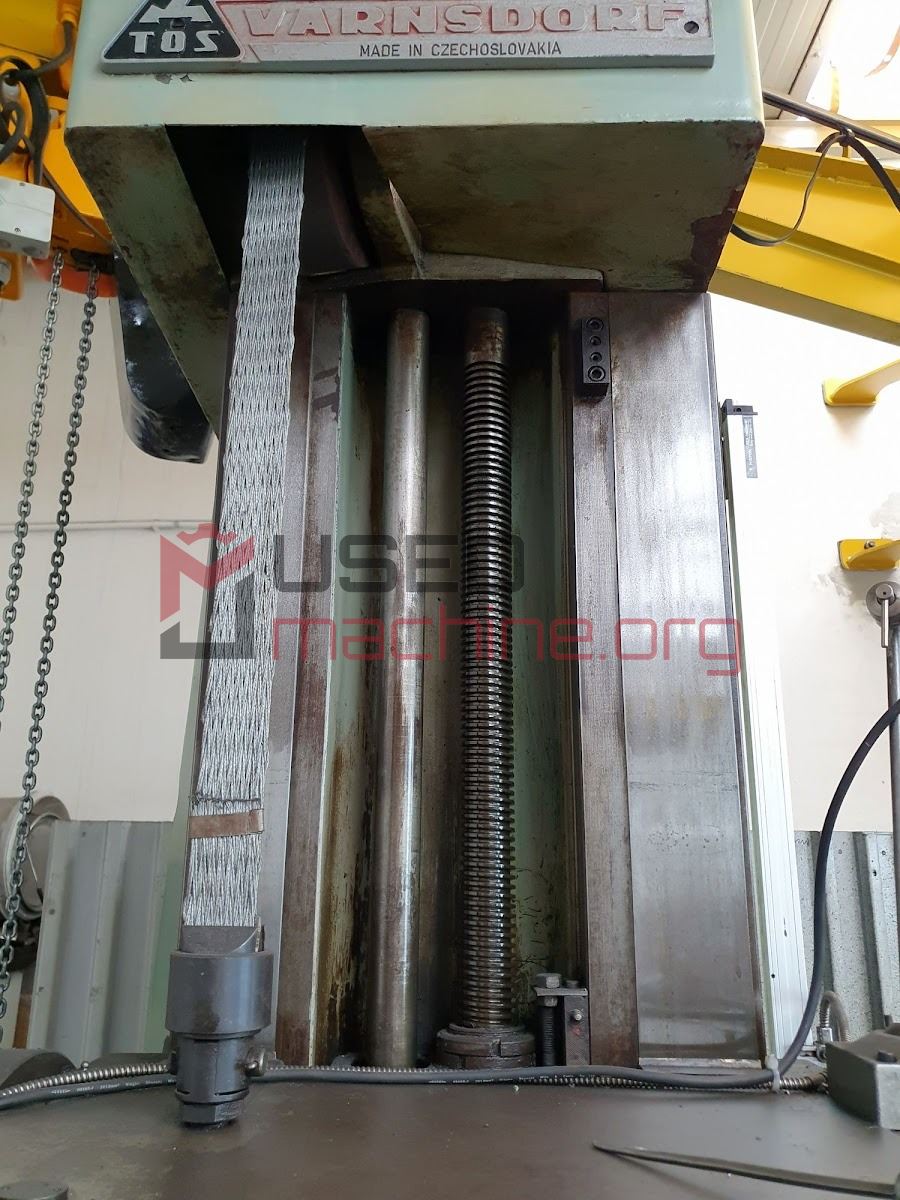 W 9 - borers horizontal - table