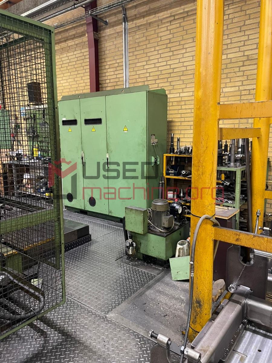 WHN 13.8 CNC borers horizontal - table