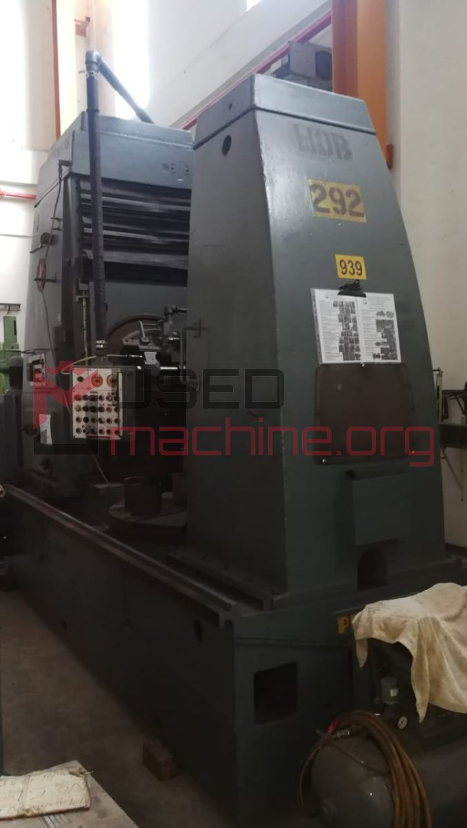 PFAUTER P1251 Universal gear hobbing machine
