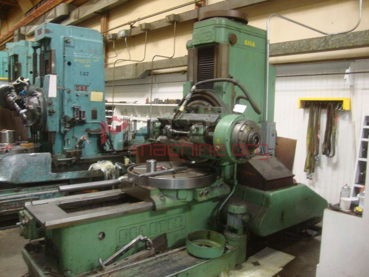 PFAUTER RS3V Vertical gear hobbing machine