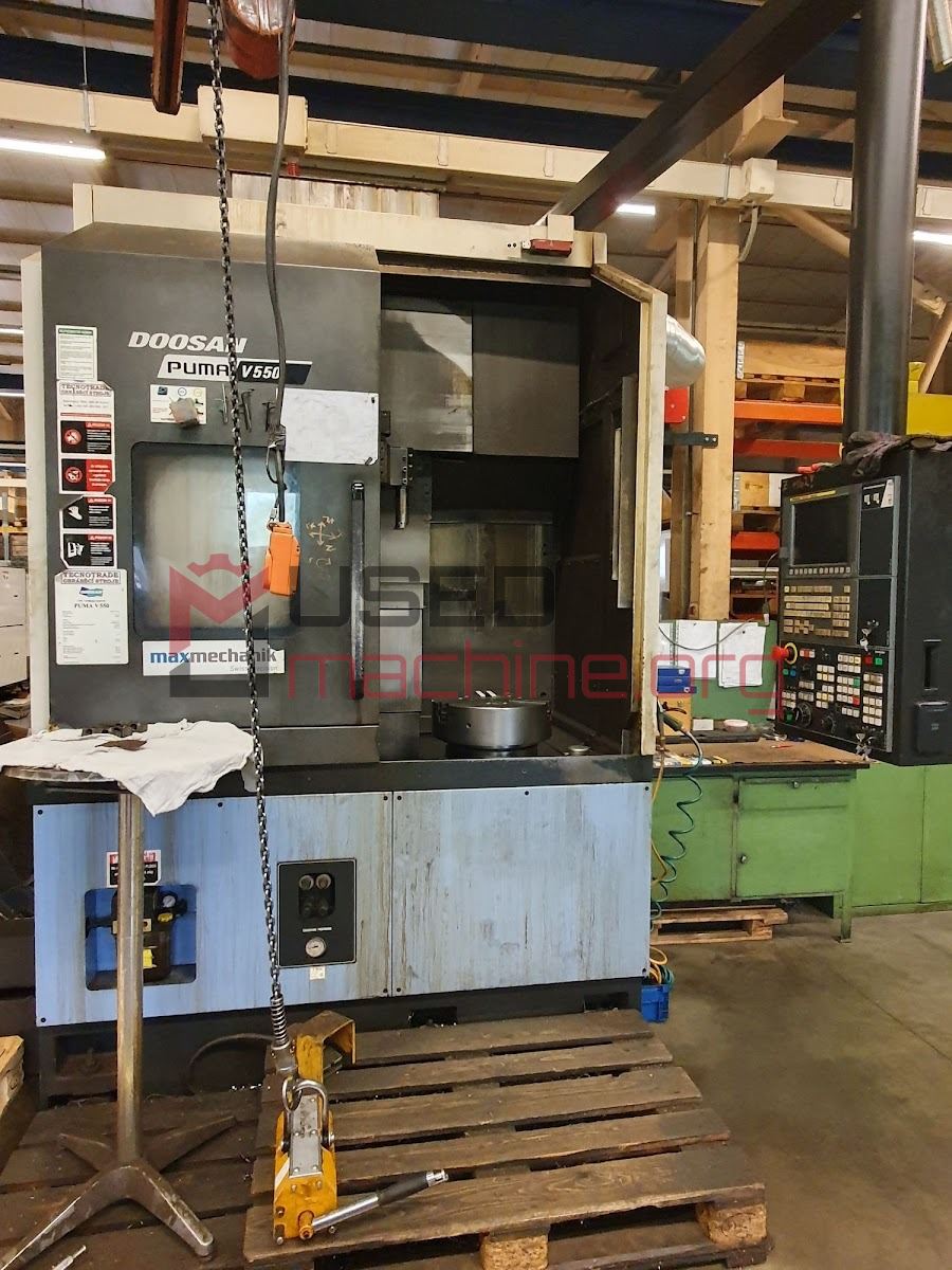 Doosan PUMA V550 - Single column vertical lathe
