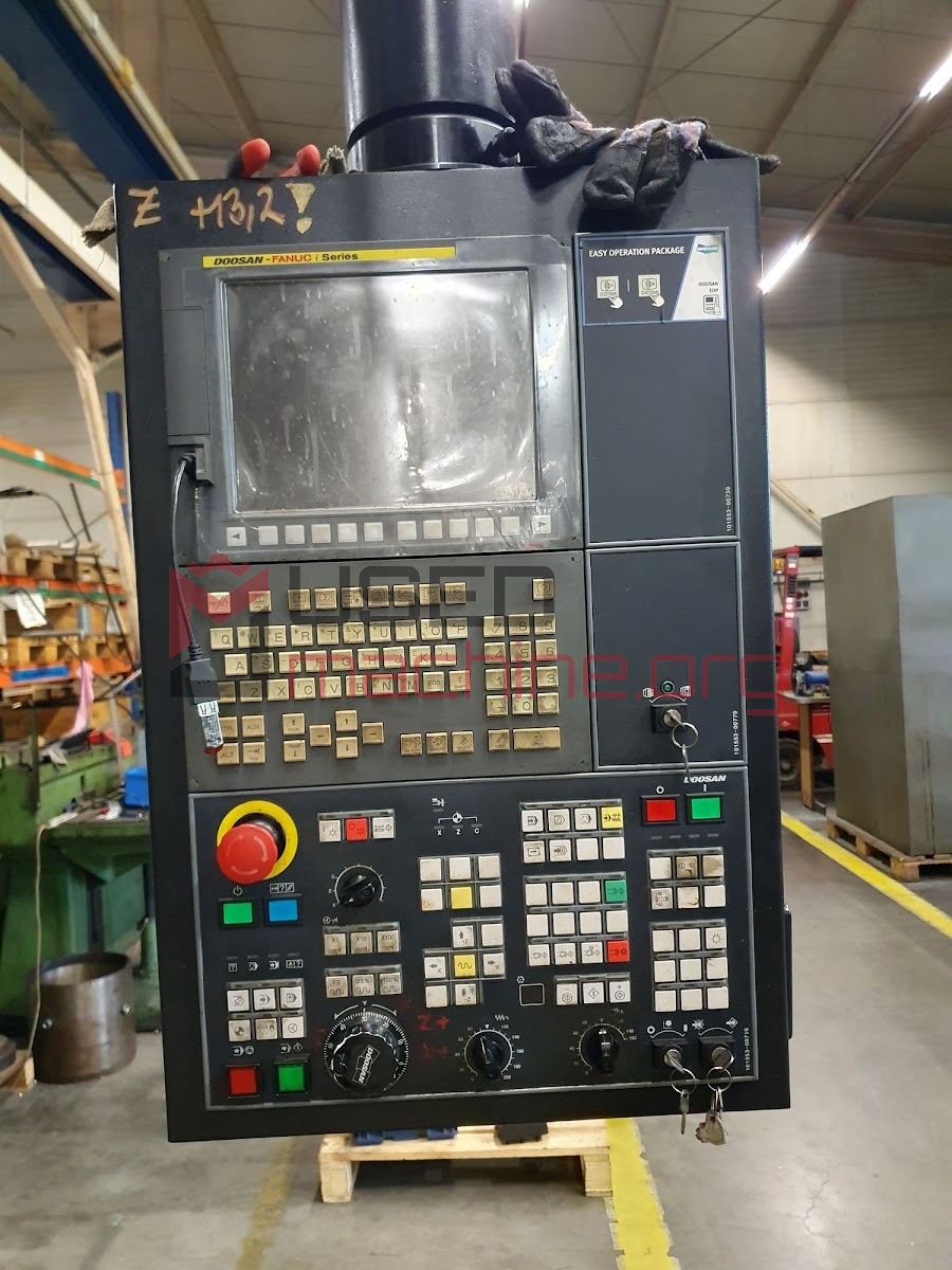 Doosan PUMA V550 - Single column vertical lathe