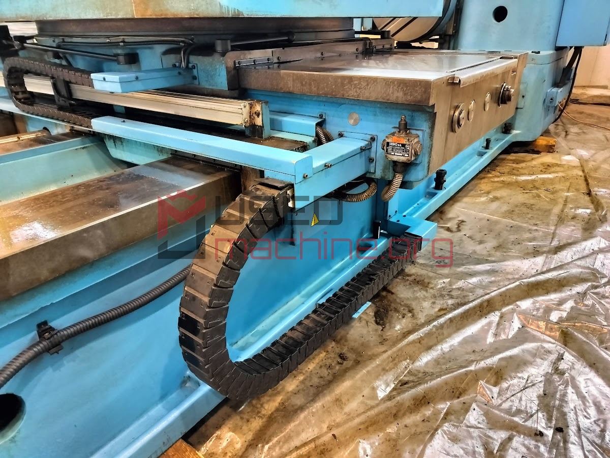 TOS Varnsdorf W 100 A - Borers horizontal, Table