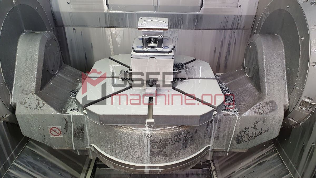 Hermle AG C 30 U Dynamic - Vertical machining centre