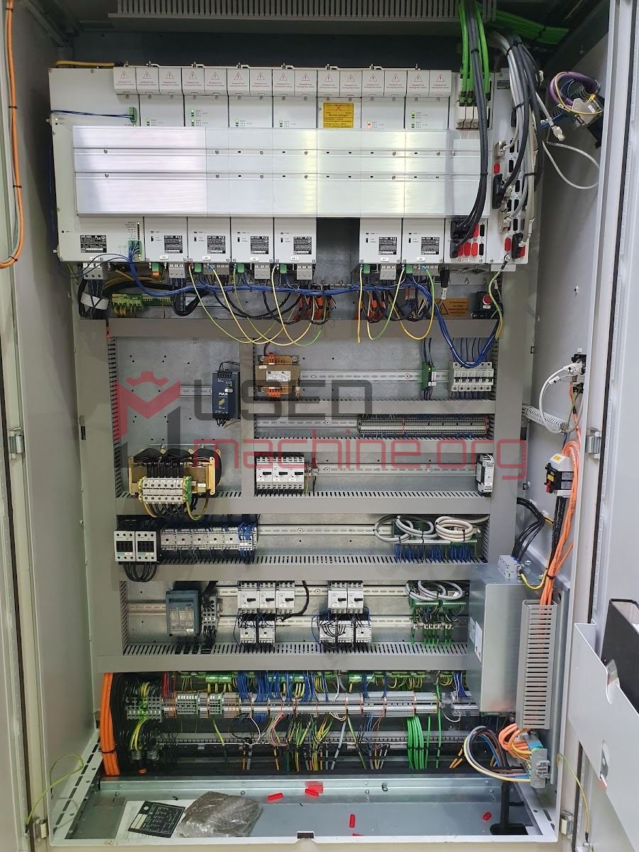 Hermle AG C 30 U Dynamic - Vertical machining centre