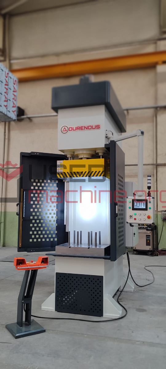 Durendus DCD-100 – Hydraulische Einständerpresse 10–100 t – 800 × 600 mm