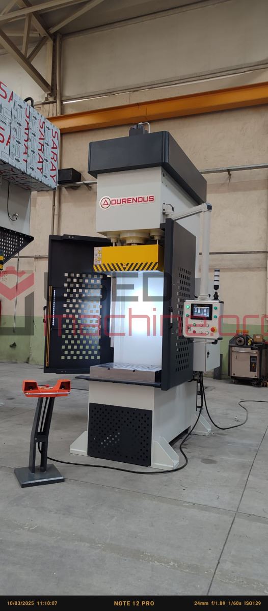 Durendus DCD-100 – Hydraulische Einständerpresse 10–100 t – 800 × 600 mm