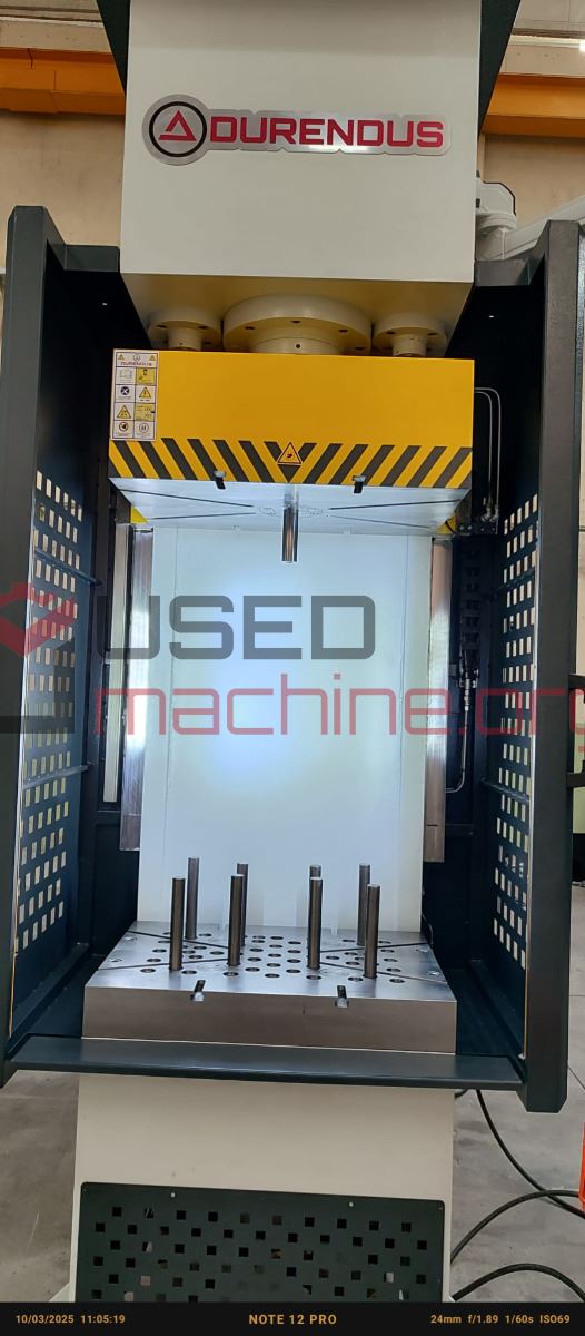 Durendus DCD-100 – Hydraulische Einständerpresse 10–100 t – 800 × 600 mm