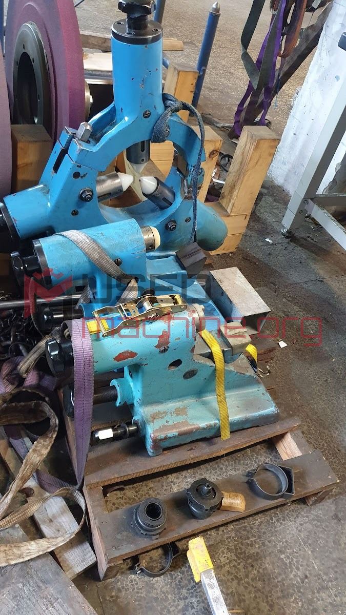 TOS Hostivař BUA E 63/3000 CNC - Cylindrical Grinding machine