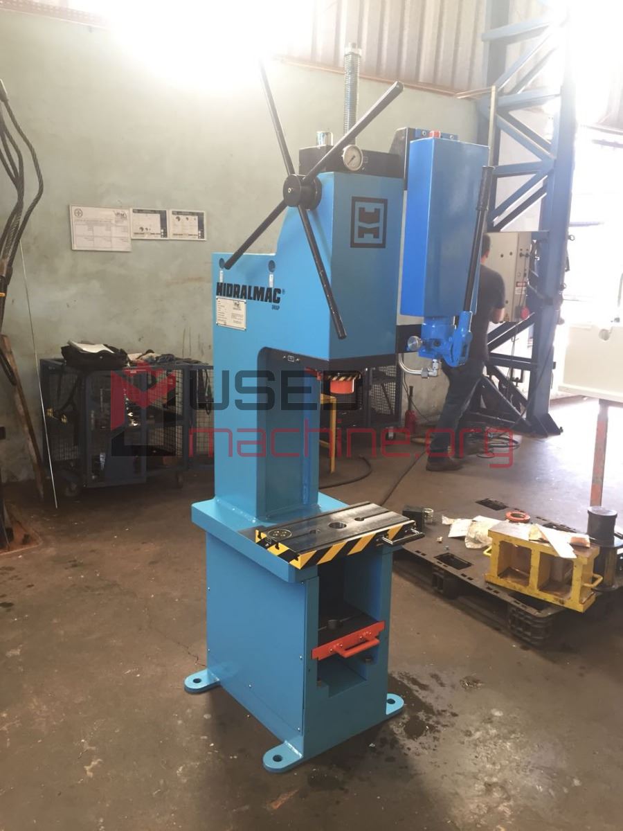Hidralmac Einständerpresse – 15 t – Montagepresse – manuelle Kombipresse