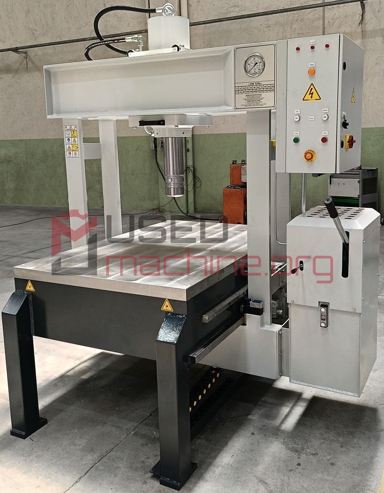 Hydraulische Portalrichtpresse – H-Rahmen – 300 T 1.500 × 2.000 mm