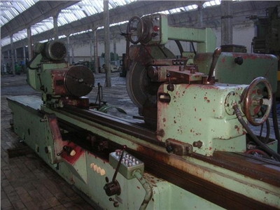 Cylindrical grinding machine TOS Hostivar BUT 63x3000
