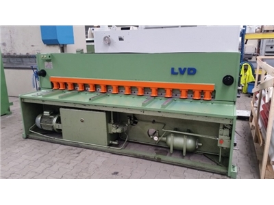 Hydraulic shear LVD MV 4 mm. on 2500 mm