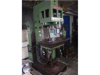 Multispindle drilling machine MICRON 	TMH 3